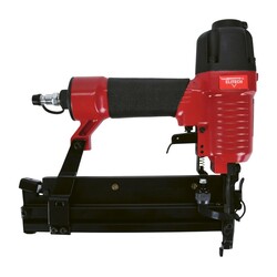 Пневмостеплер гвоздескобозабивной Elitech 030100, 1,05х1,25мм (18GA), гвозди/скобы 15-50/5,7х16-40мм