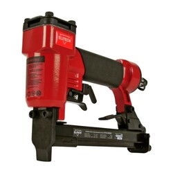 Пневмостеплер скобозабивной Elitech 030200, 0,9х0,7мм (21GA), скобы 12,8х6-16мм,1/4"